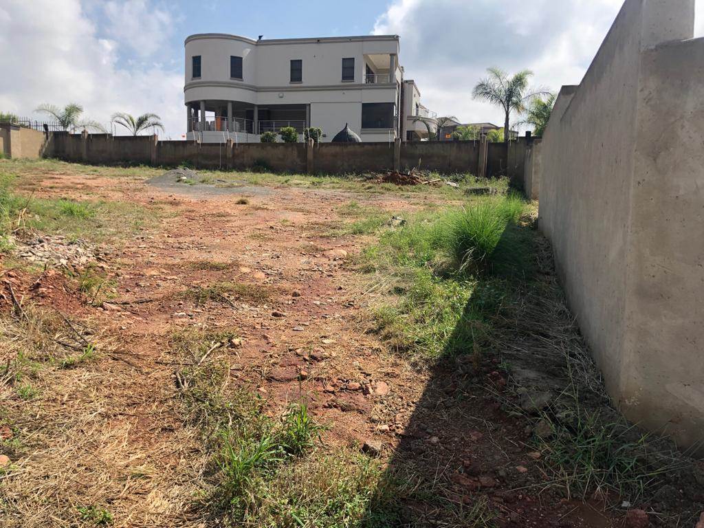 989 m² Land available in Cashan photo number 2