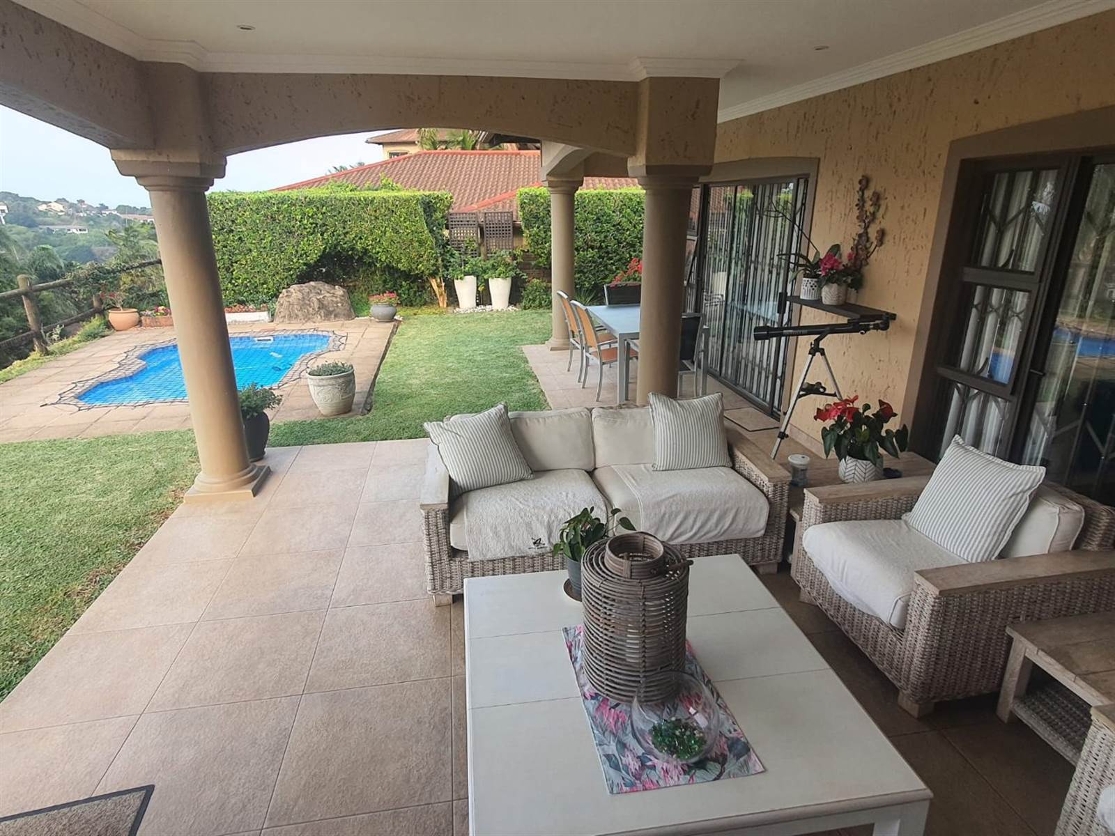 3 Bed House in La Lucia photo number 3