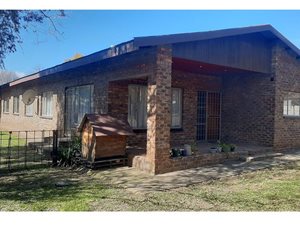 5 Bed House in Erasmus