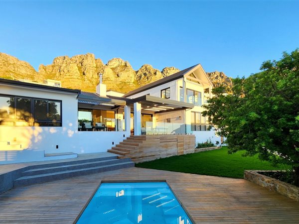 4 Bedroom House 4 Bedroom House