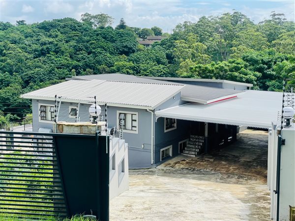 3 Bedroom House 3 Bedroom House