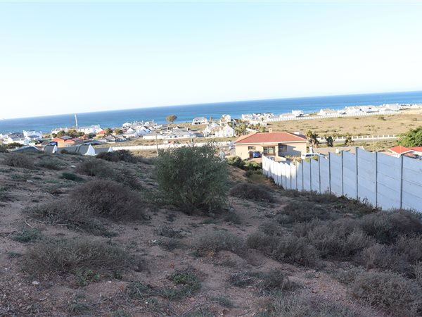 551 m² Land available in St Helena Bay