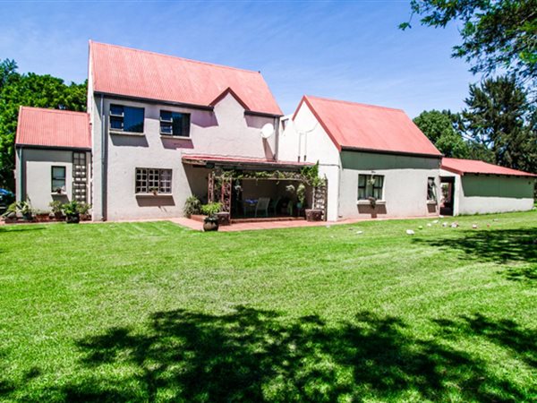 1 ha Farm in Grootfontein Estate