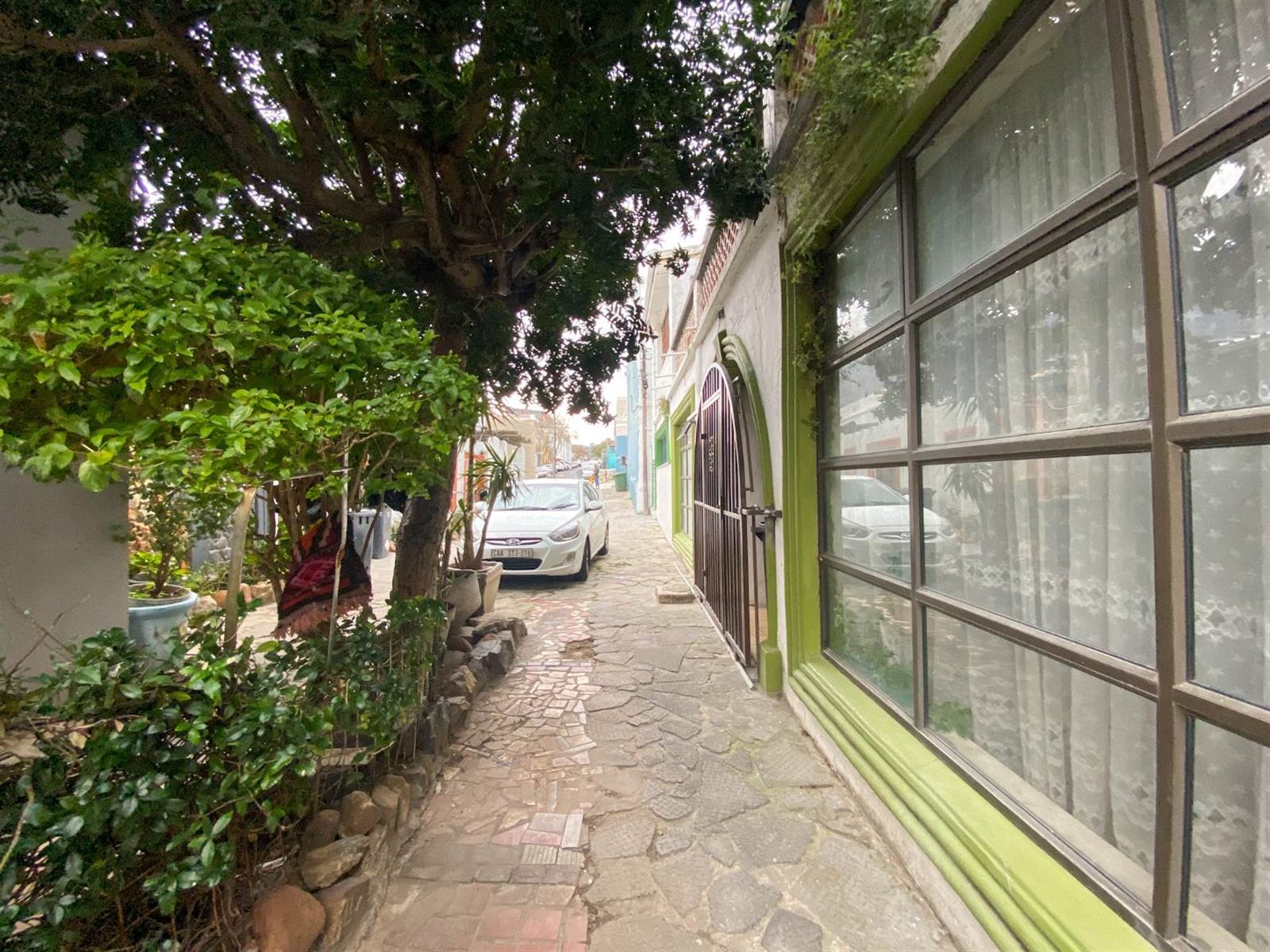 2 Bed Apartment in Bo-Kaap photo number 16