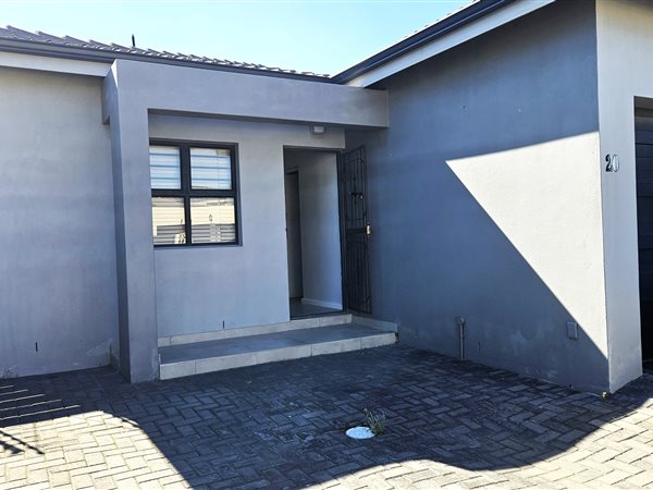 2 Bed House in Parklands North