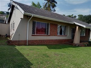 3 Bed House in Panorama