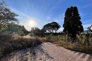 870 m² Land available in Dawnview photo number 3