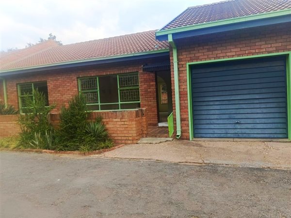 2 Bedroom Townhouse 2 Bedroom Townhouse