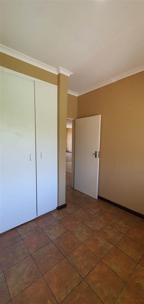 3 Bed Apartment in Pretoria North photo number 14