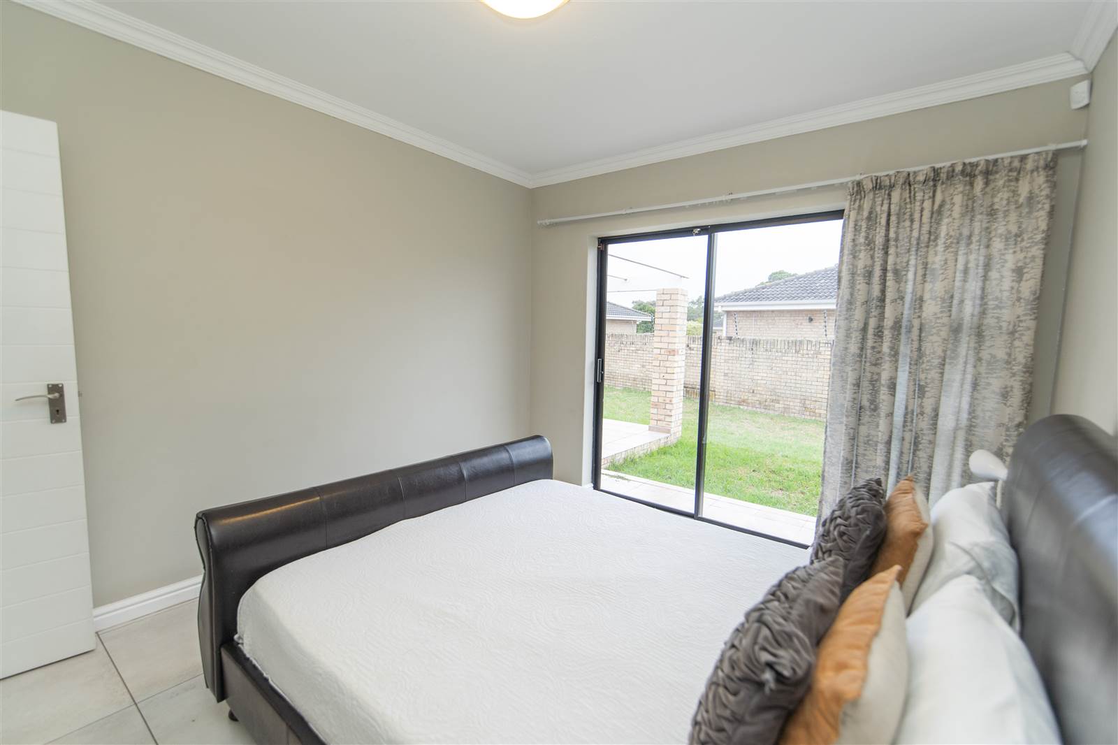 3 Bed Townhouse in Walmer Heights photo number 20
