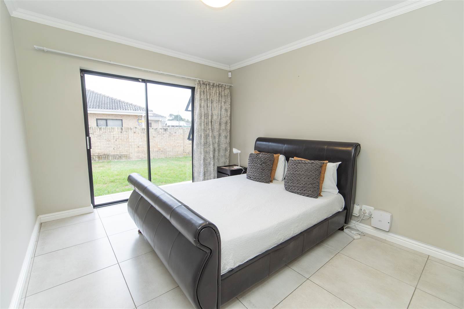 3 Bed Townhouse in Walmer Heights photo number 18