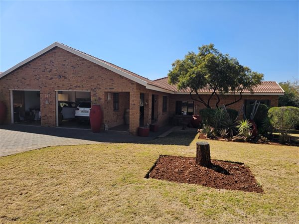 3 Bedroom House 3 Bedroom House