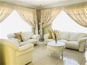 4 Bed House in Waldrift