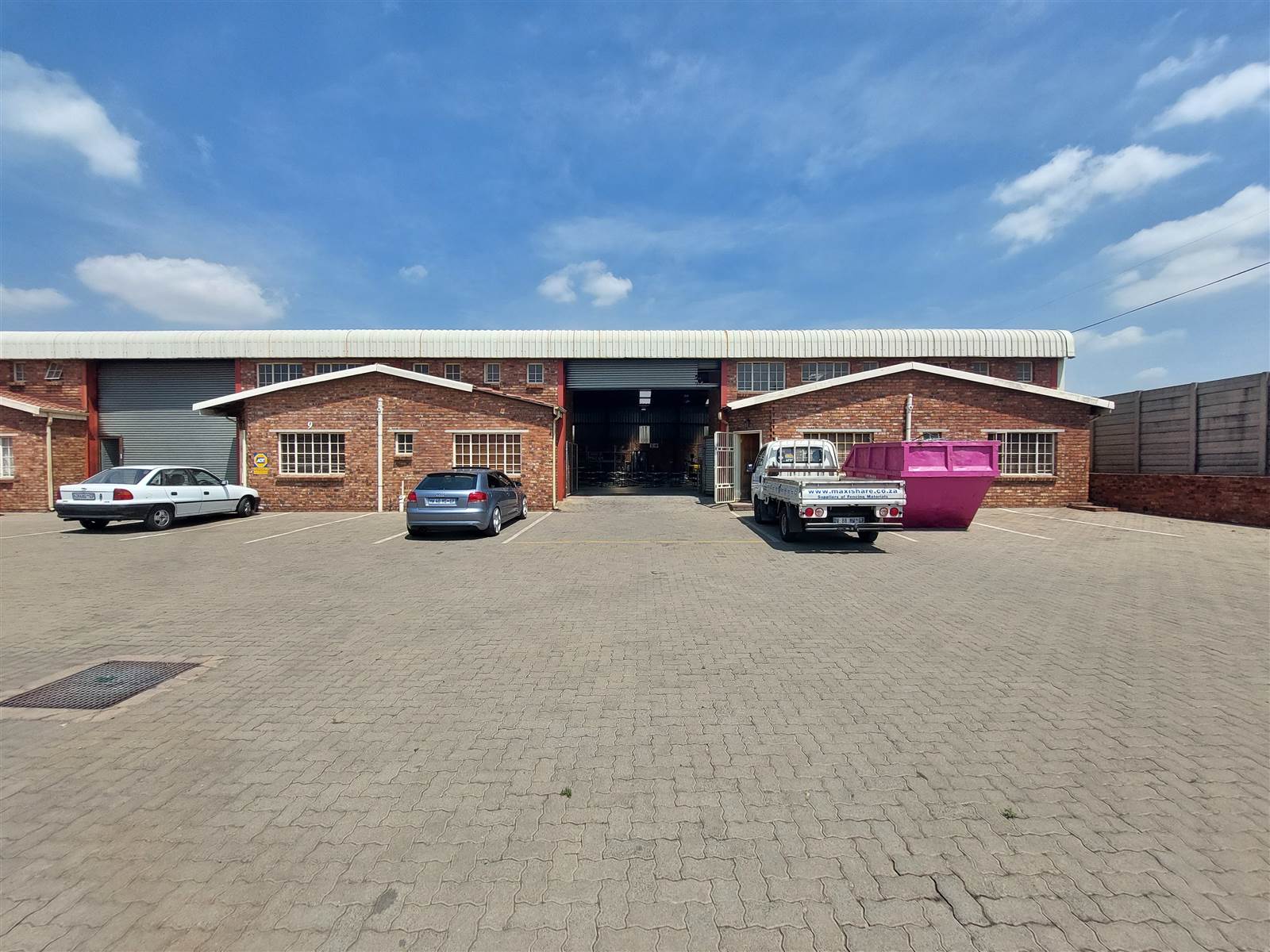 707  m² Industrial space in Anderbolt photo number 2