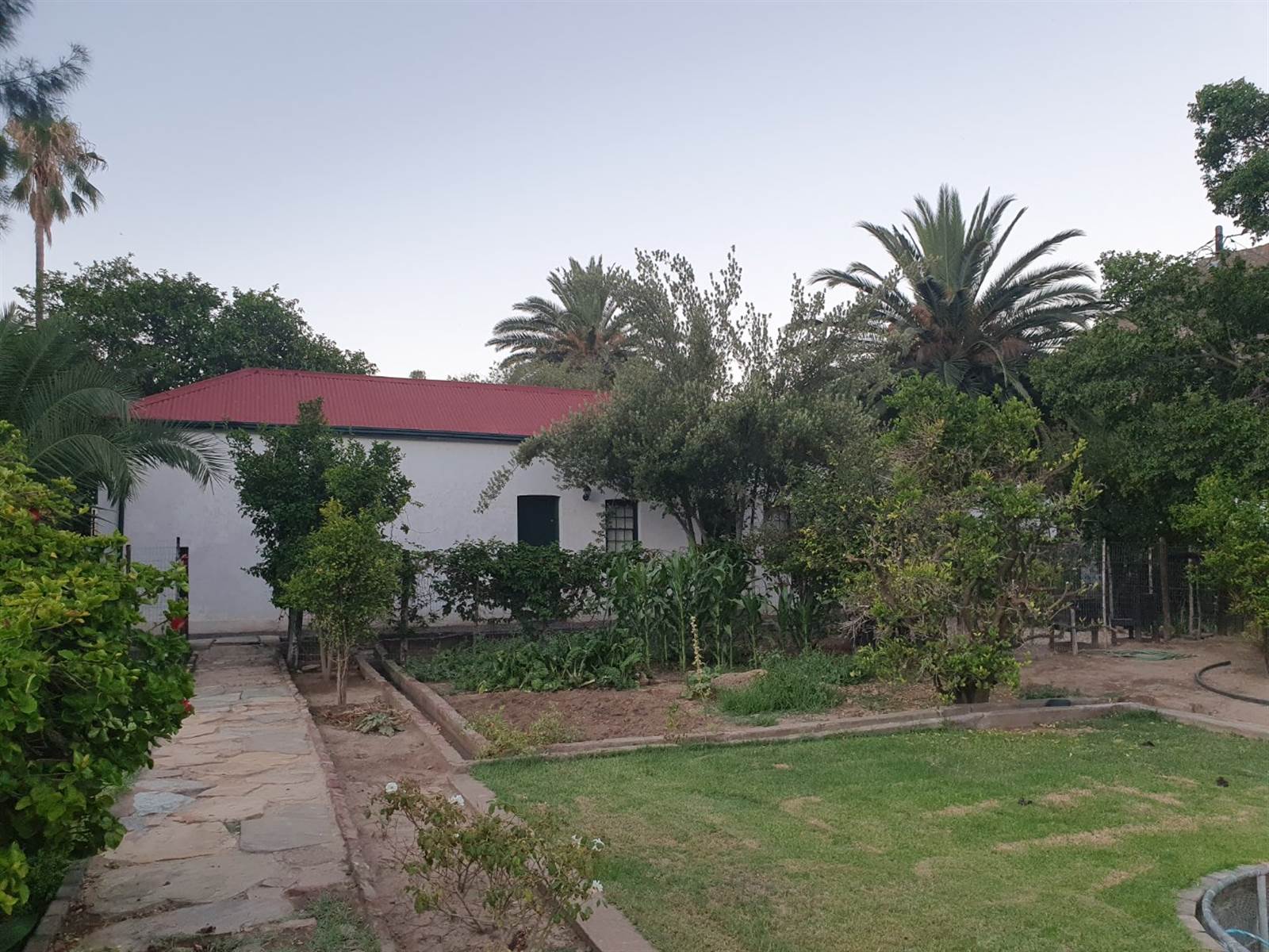 6 Bed House in Graaff Reinet photo number 14
