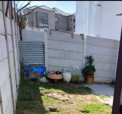 7 Bed House in Parsons Vlei photo number 3