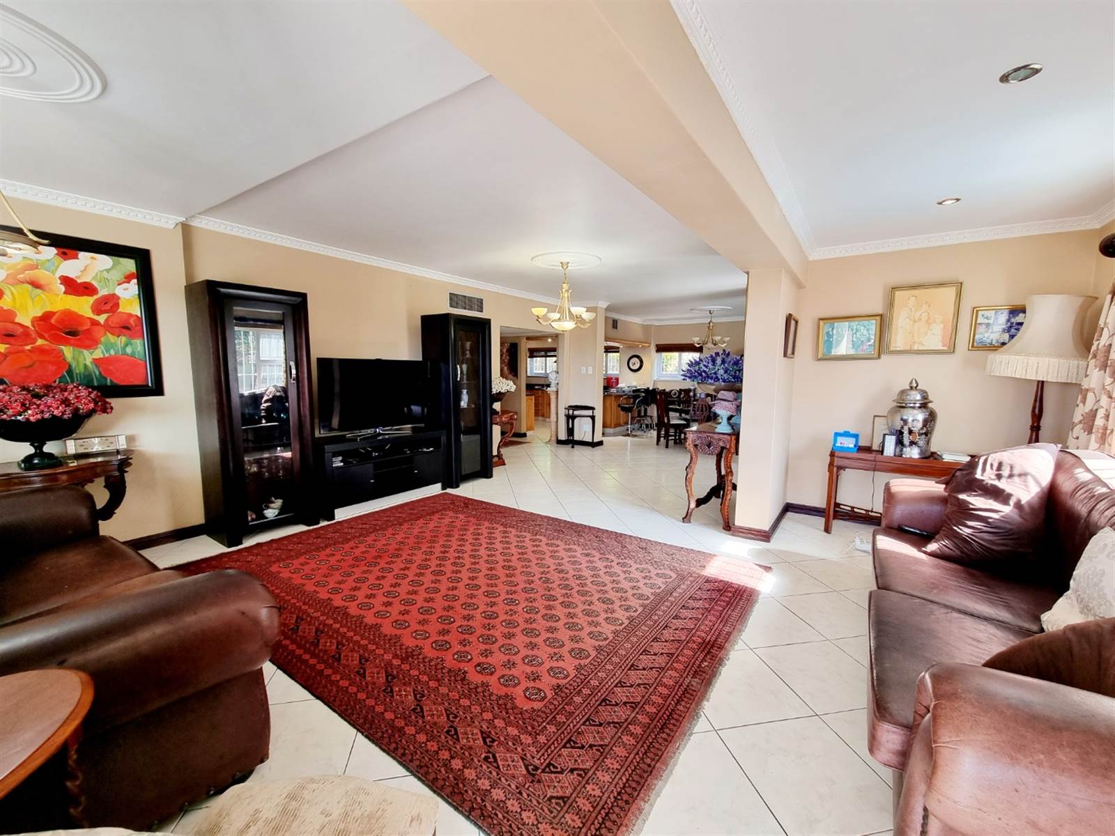 4 Bed House in Umhlanga Rocks photo number 17