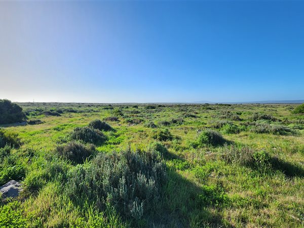 6350 m² Land available in Yzerfontein Rural