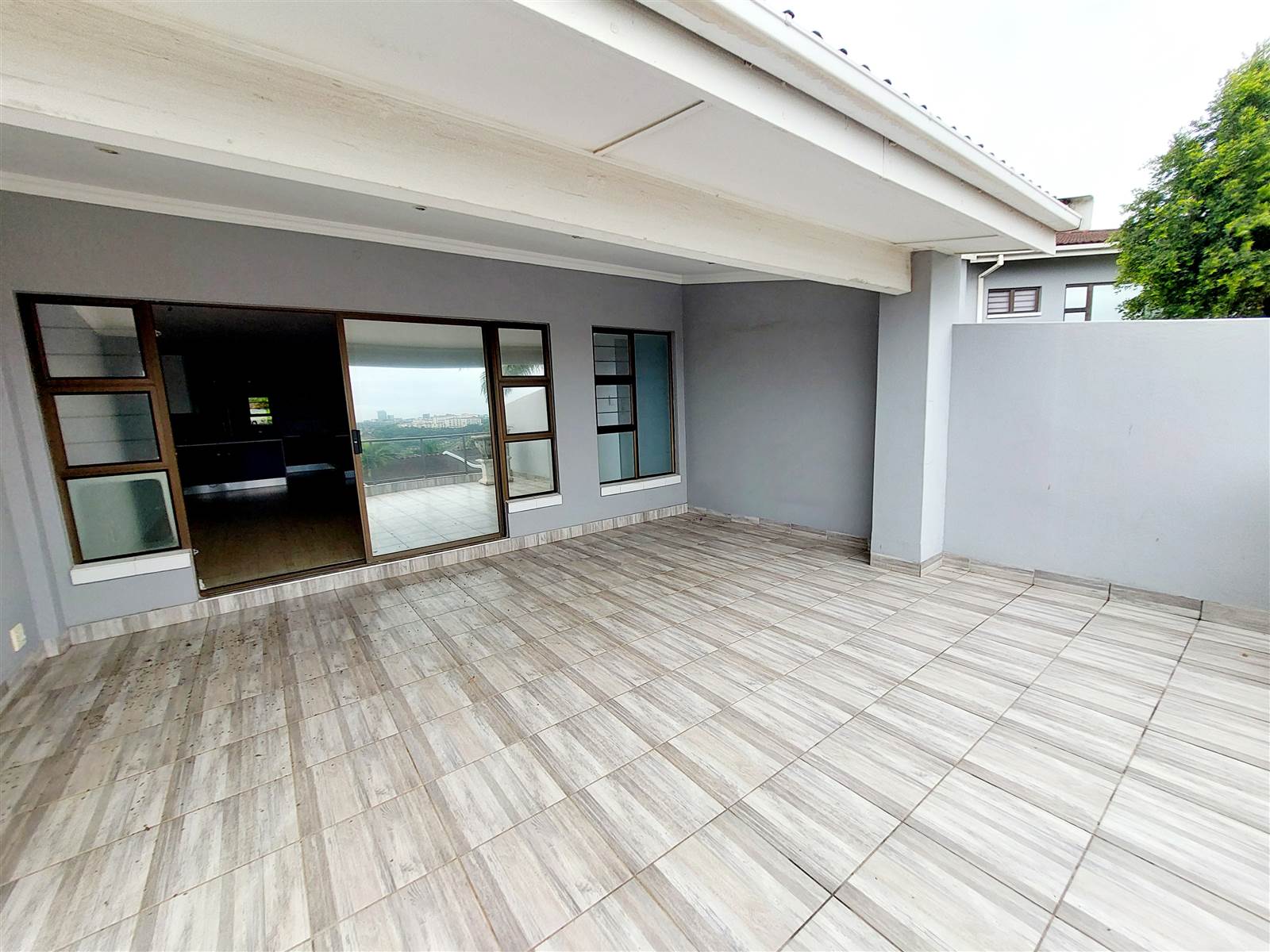 3 Bed Simplex in La Lucia photo number 21