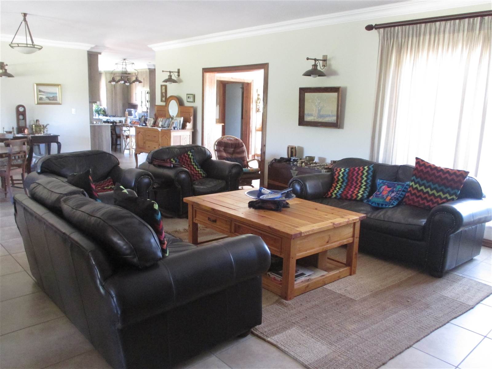 5 Bed House in Leeuwfontein Estate photo number 10