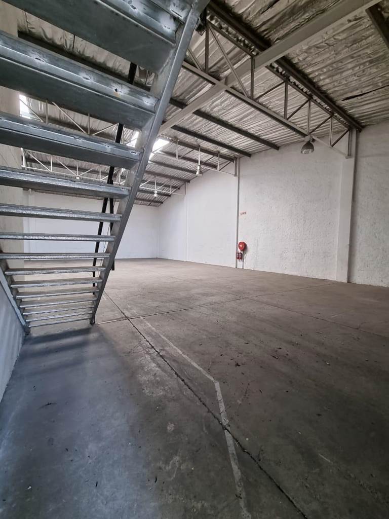 640  m² Industrial space in Spartan photo number 9