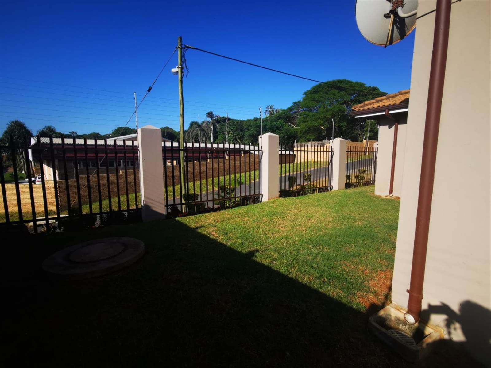 3 Bed Apartment in Winklespruit photo number 16