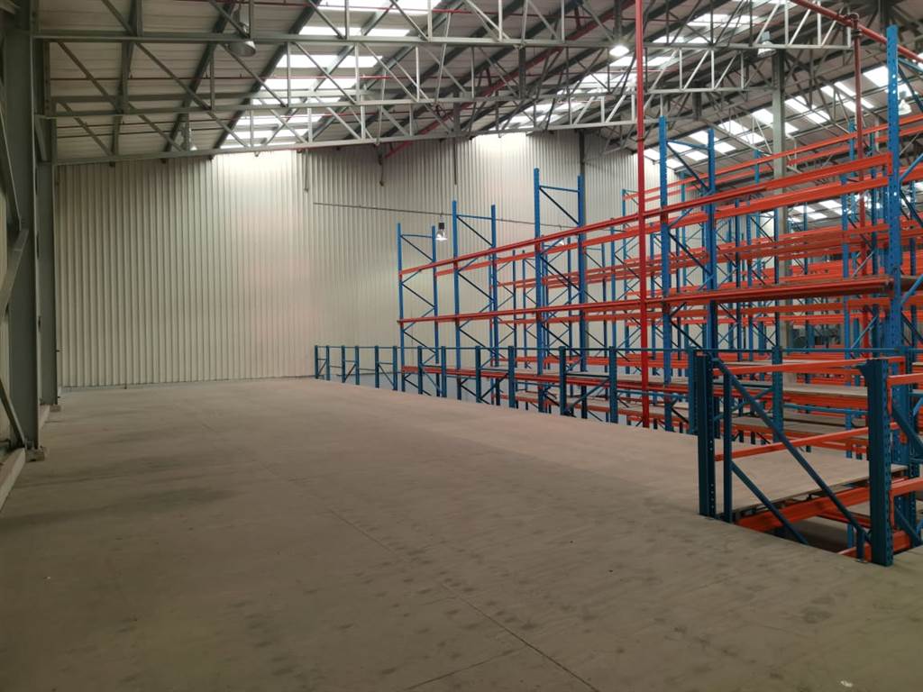 1713  m² Industrial space in La Mercy photo number 11