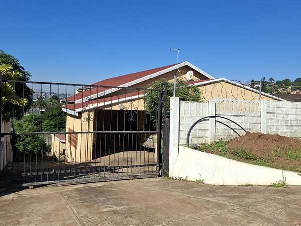 6 Bedroom House 6 Bedroom House