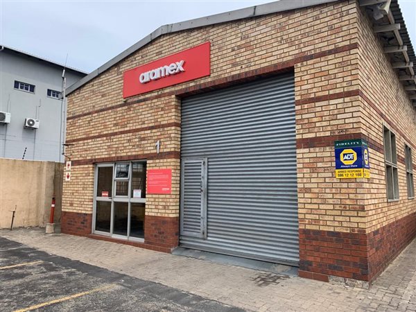 126  m² Commercial space in Alton