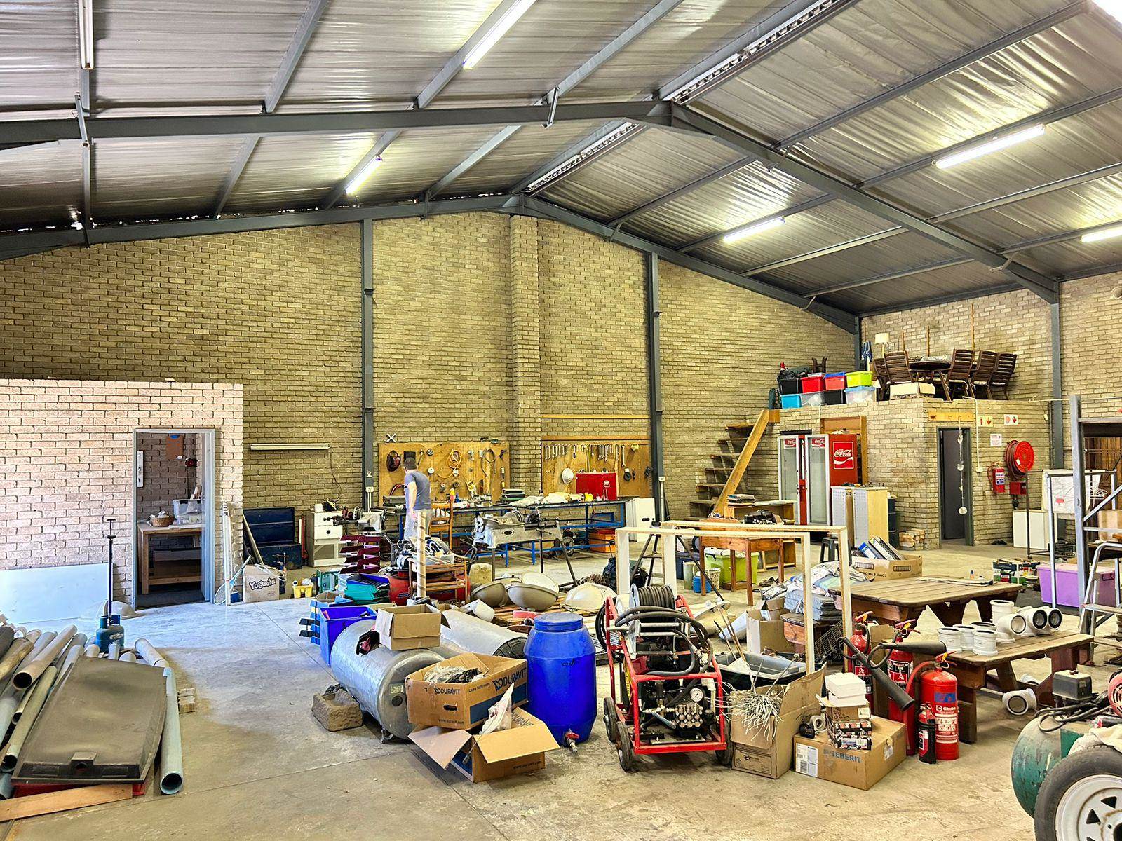 330  m² Industrial space in Kew photo number 5
