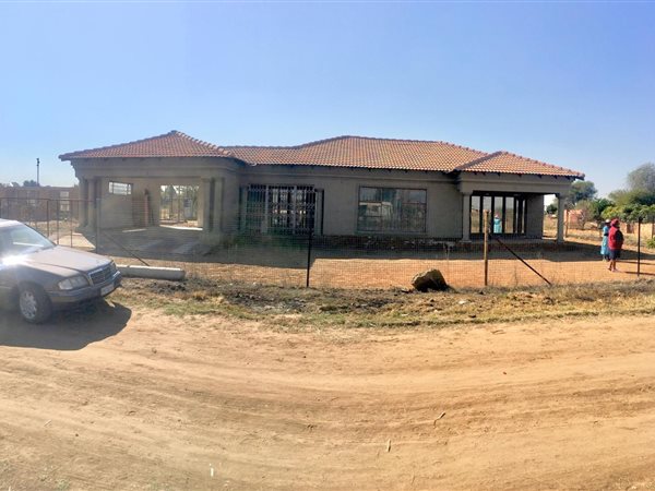 4 Bed House in Siyabuswa - B