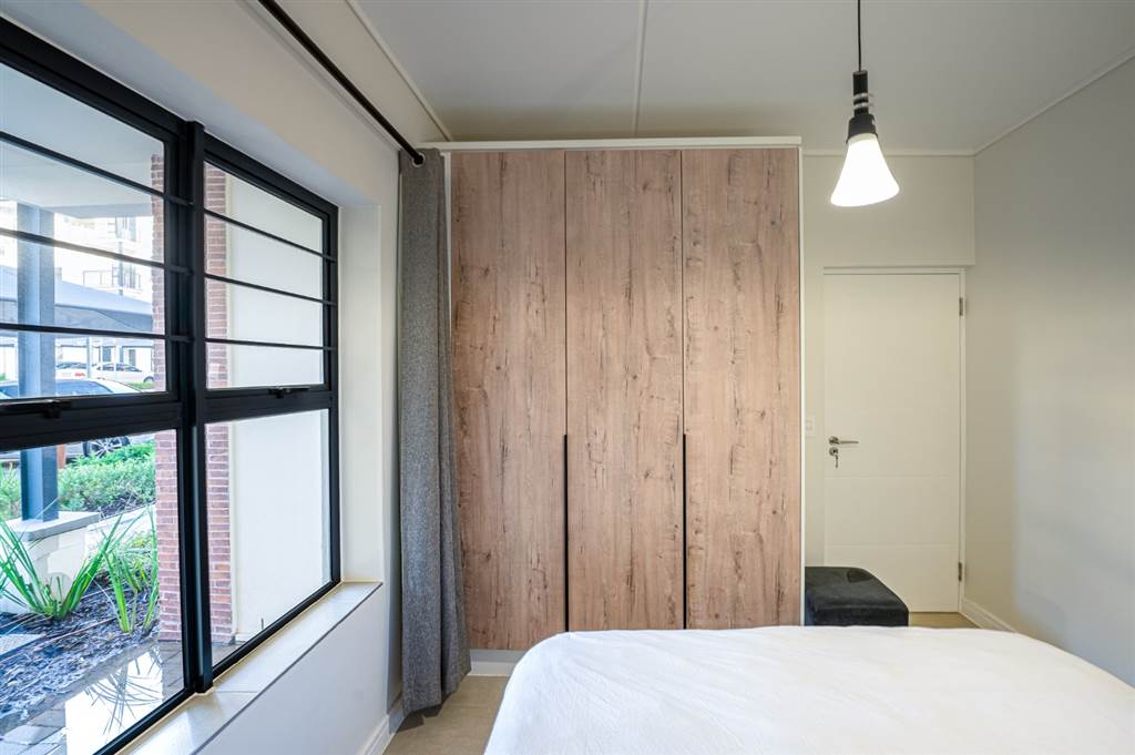 3 Bed Apartment in Milnerton photo number 21