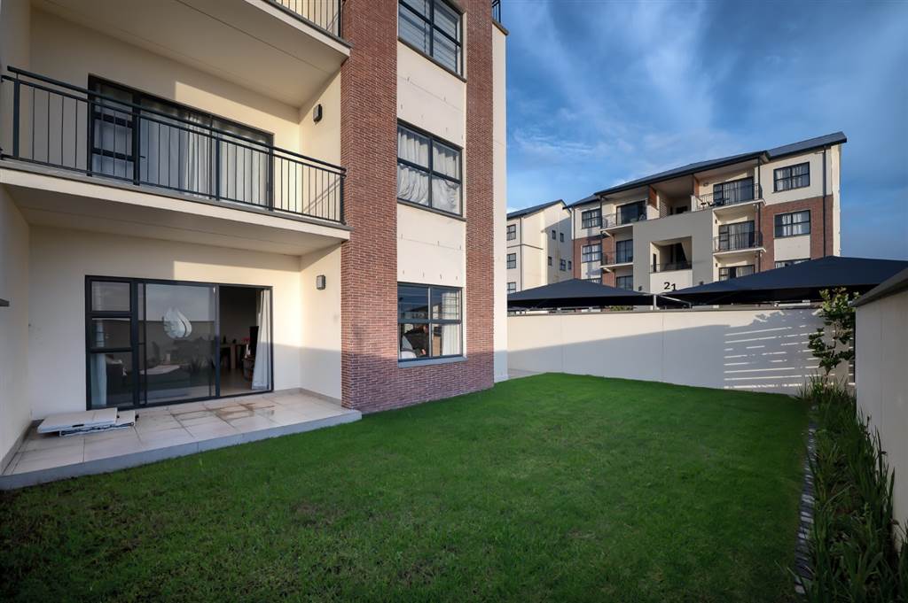 3 Bed Apartment in Milnerton photo number 26