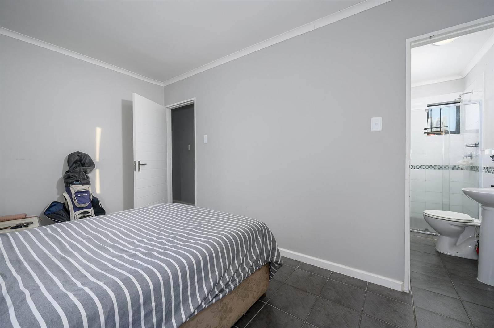 3 Bed Simplex in Parsons Vlei photo number 12