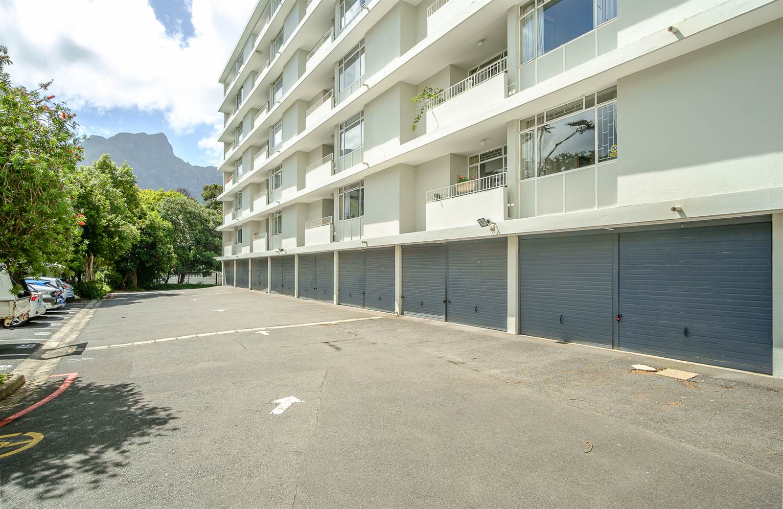 2 Bed Apartment in Newlands photo number 13
