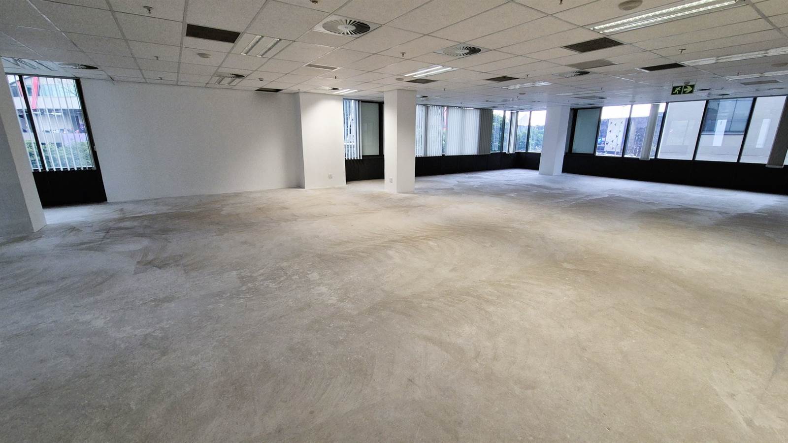 227  m² Office Space in Menlyn photo number 5