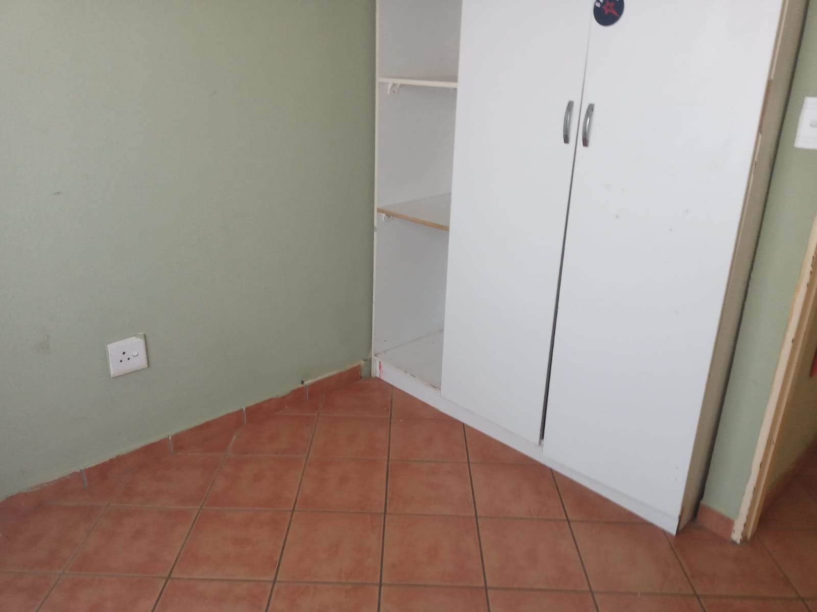 3 Bed House in Leondale photo number 19