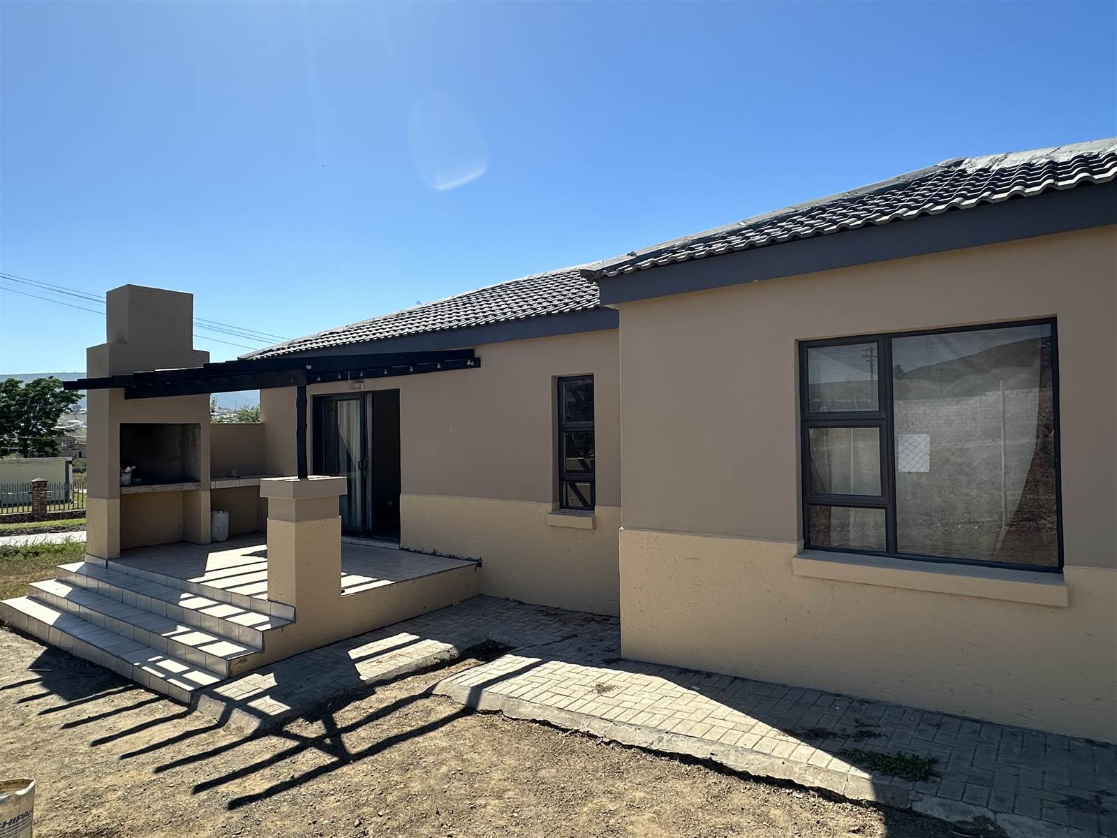 3 Bed House in Fort Beaufort photo number 3