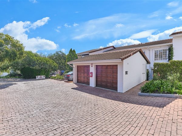 3 Bed Townhouse in Craighall Park