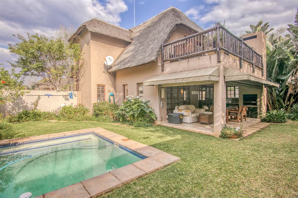 3 Bed House in Douglasdale photo number 30