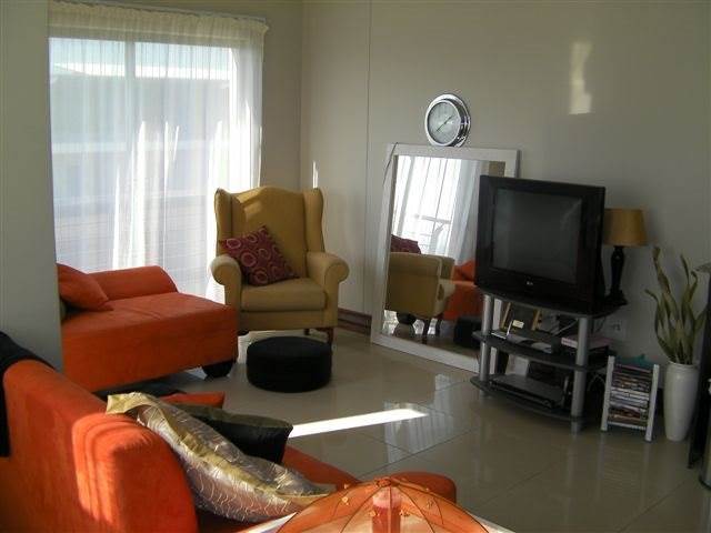 1 Bed Apartment in Umhlanga Ridge New Town Centre photo number 5