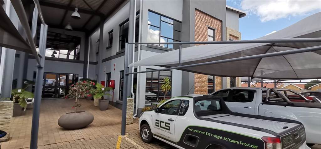 177  m² Commercial space in Kempton Park Central photo number 2