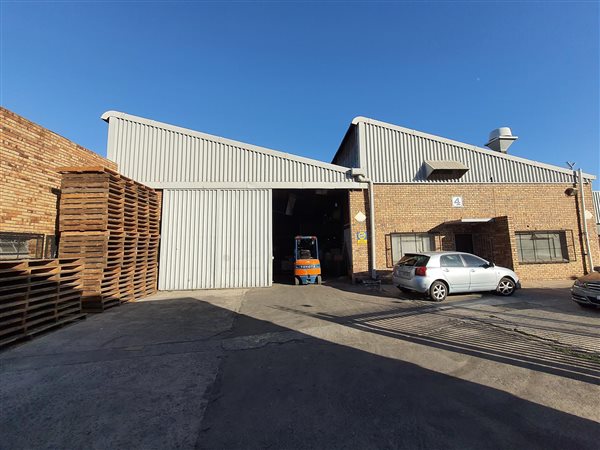 6883  m² Industrial space in Bellville South