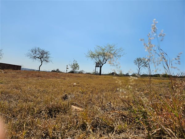 856 m² Land available in The Hills