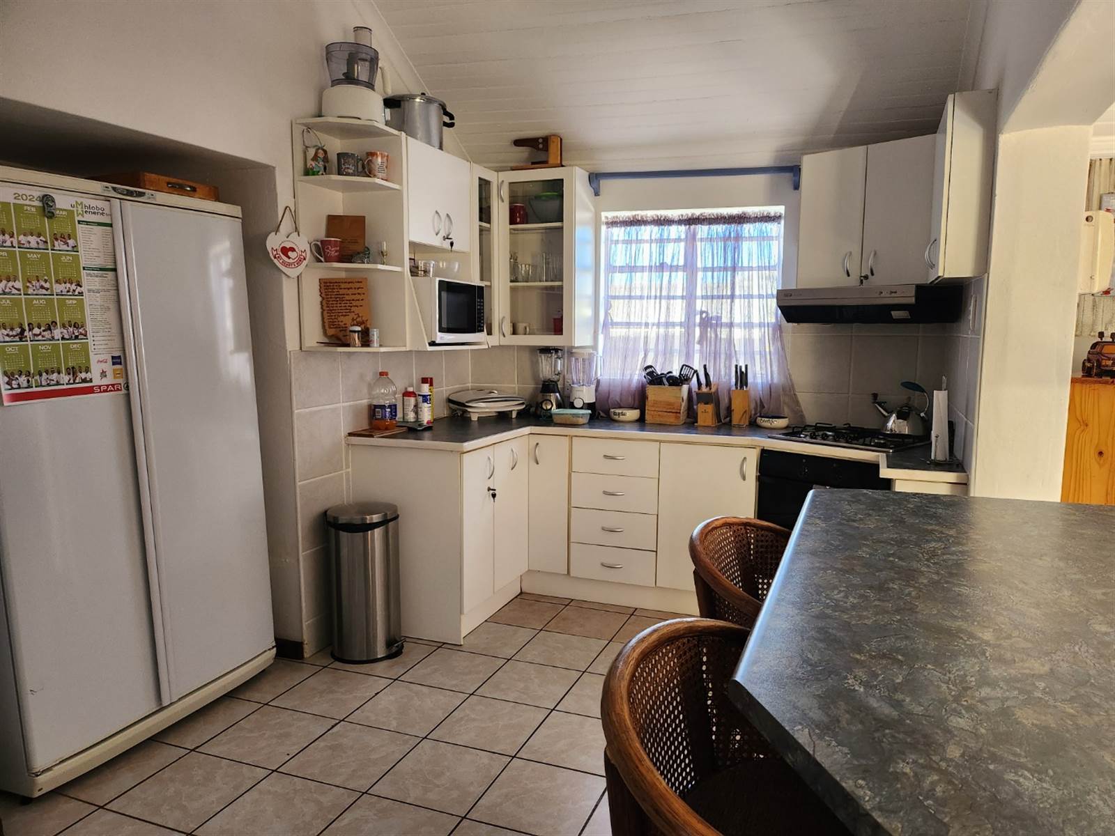 2 Bed House in Jeffreys Bay photo number 6