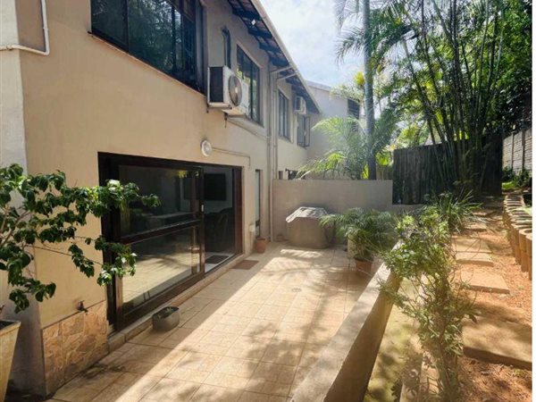 3 Bedroom Townhouse 3 Bedroom Townhouse
