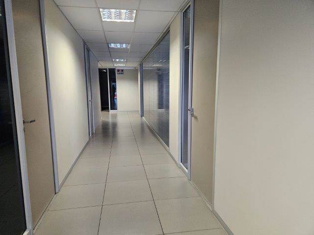 898  m² Commercial space in Westdene photo number 9