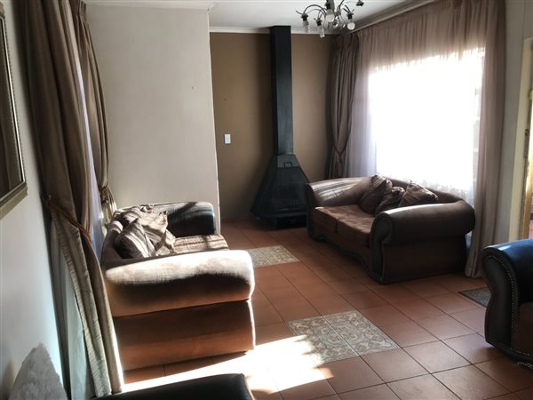 4 Bed House in Lenasia