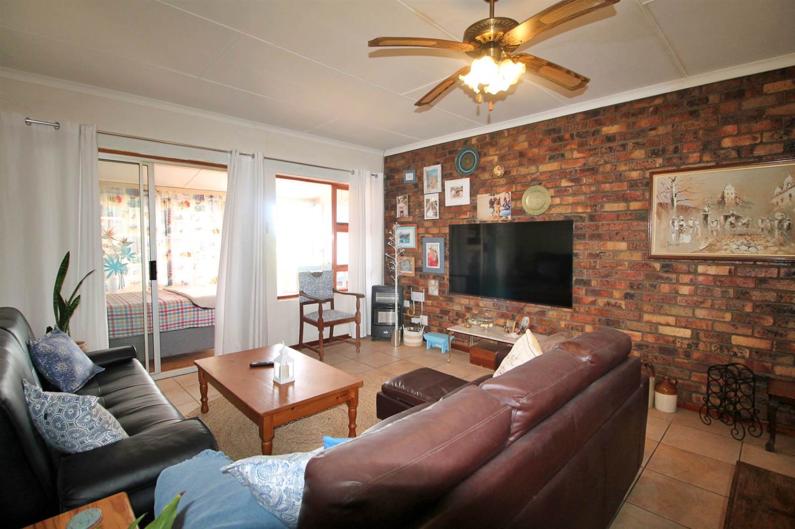 2 Bed Apartment in Port Alfred photo number 8