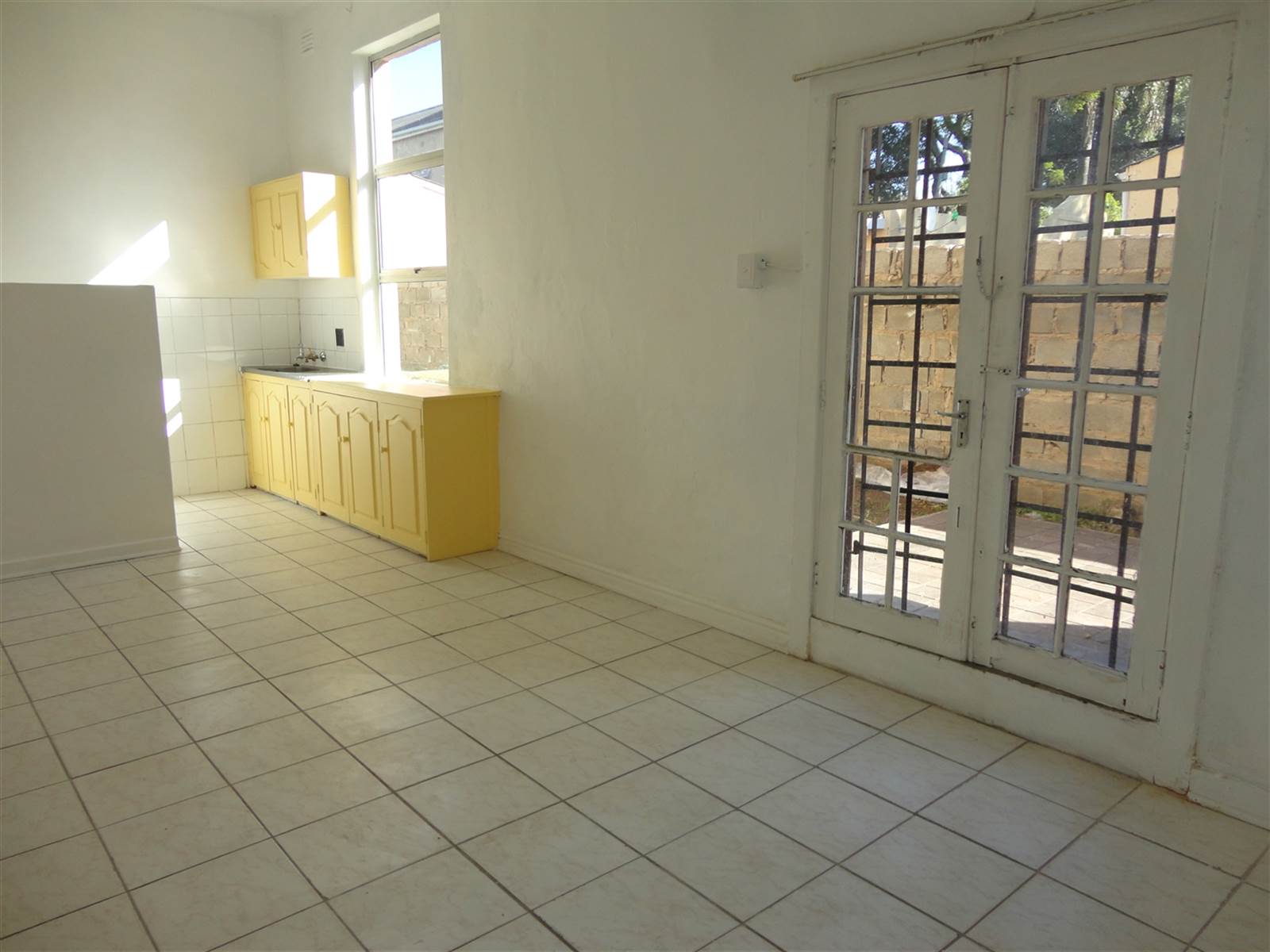 1 Bed Flat in Southernwood photo number 1